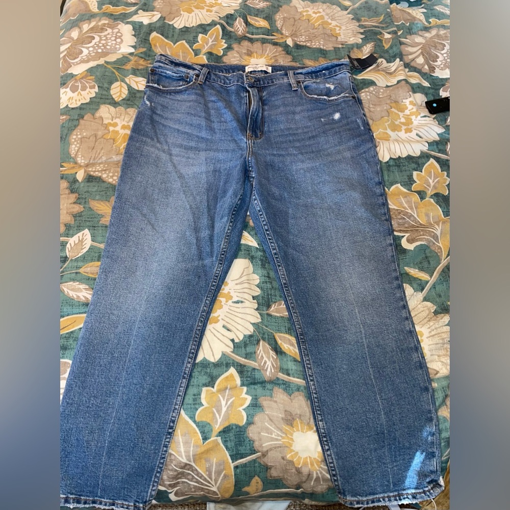 Abercrombie size 16 jeans NWT